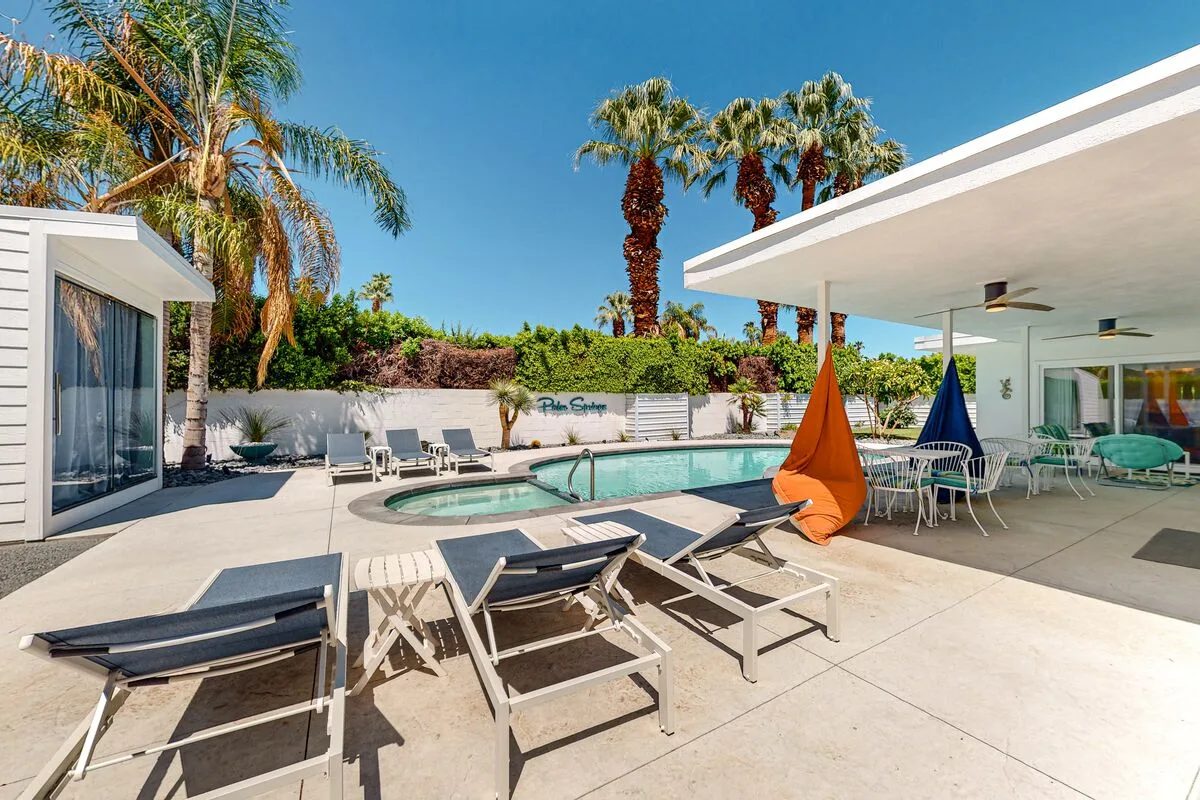 Twin Palms Modern