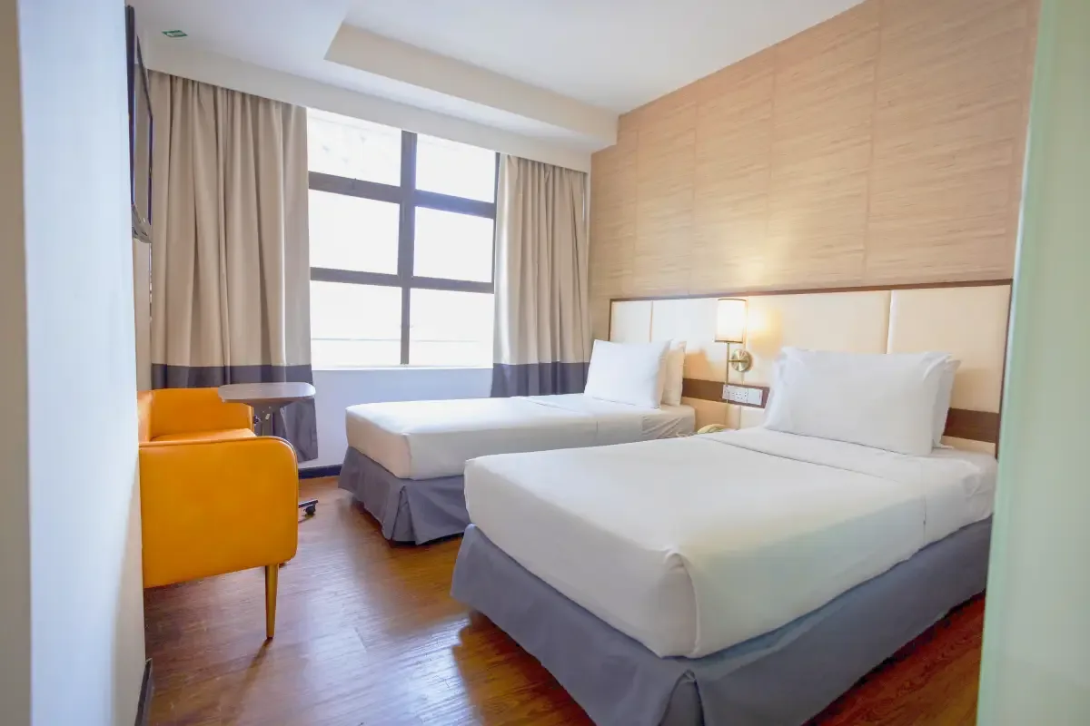 Standard twin room