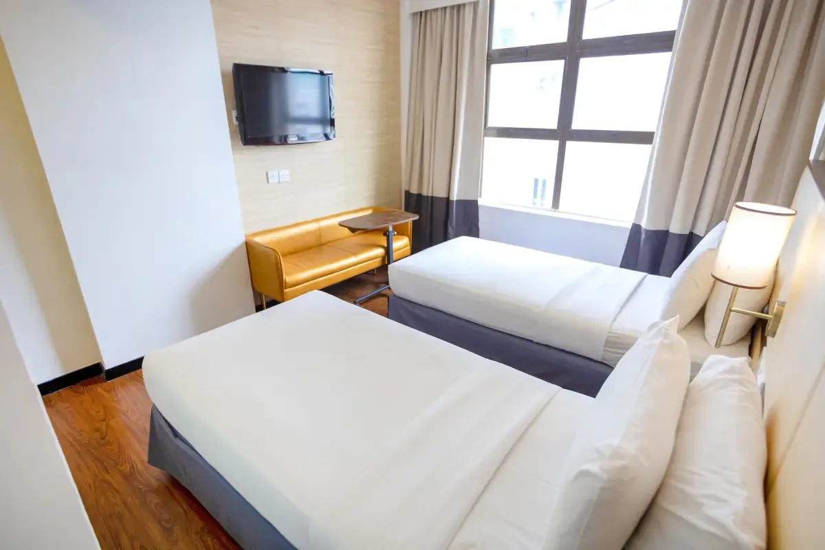Standard twin room