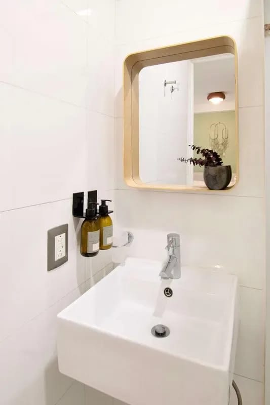 Sunny 7BR House with Amazing Terrace