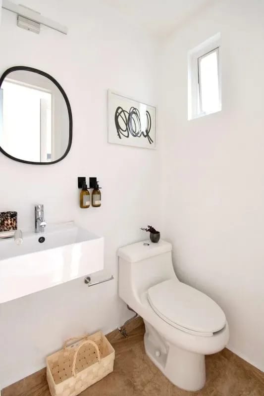 Sunny 7BR House with Amazing Terrace