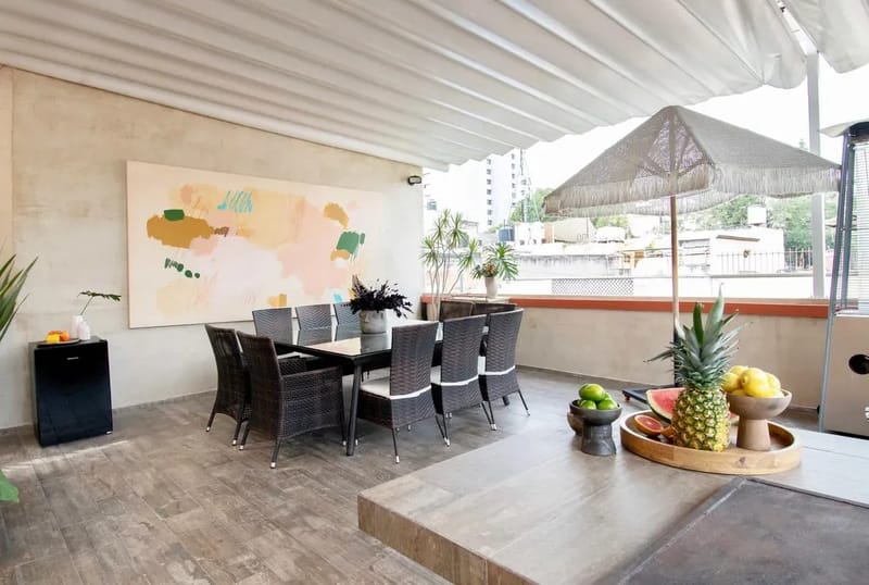 Sunny 7BR House with Amazing Terrace