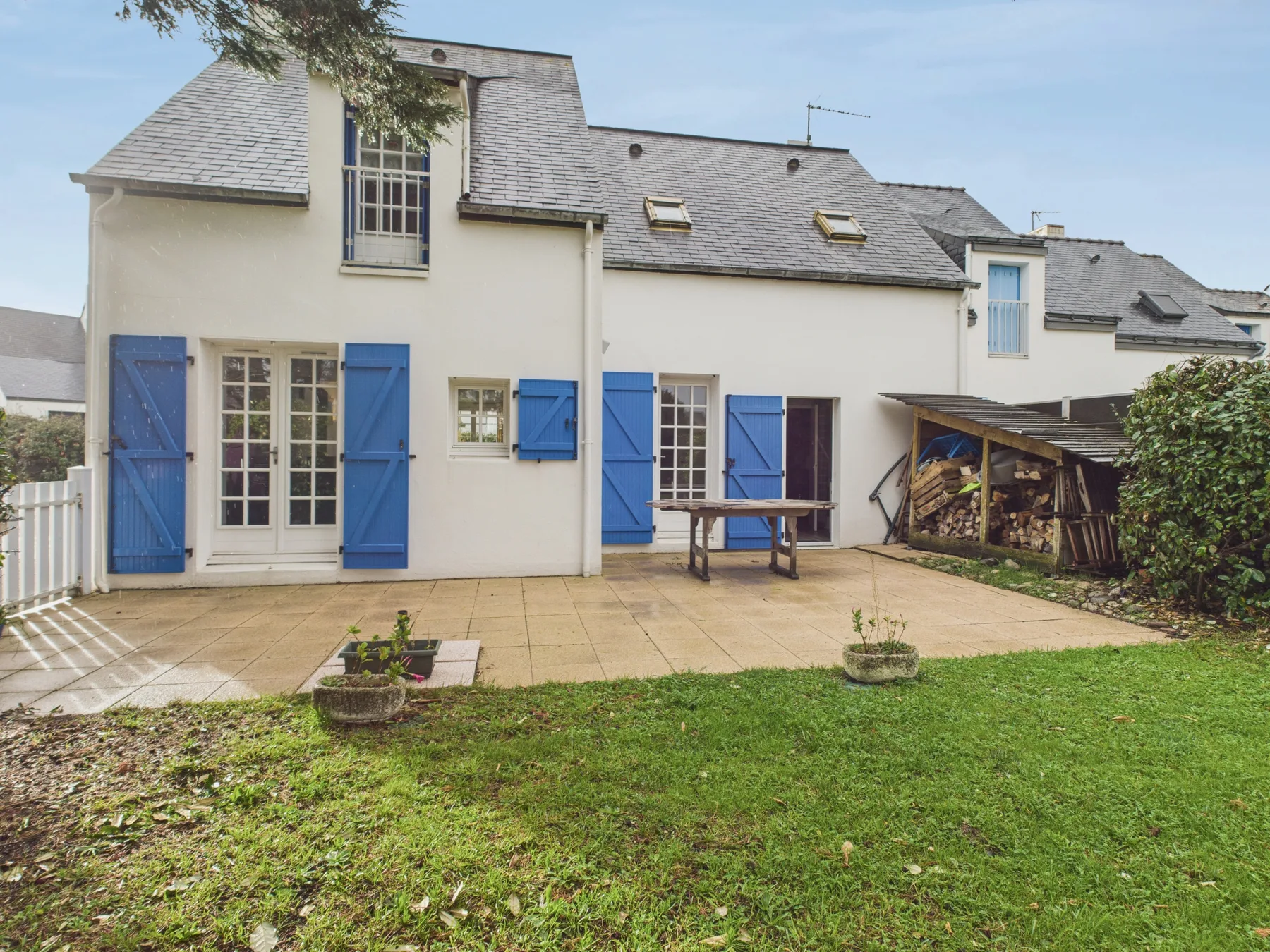 Exterior de la casa o vista de la propiedad