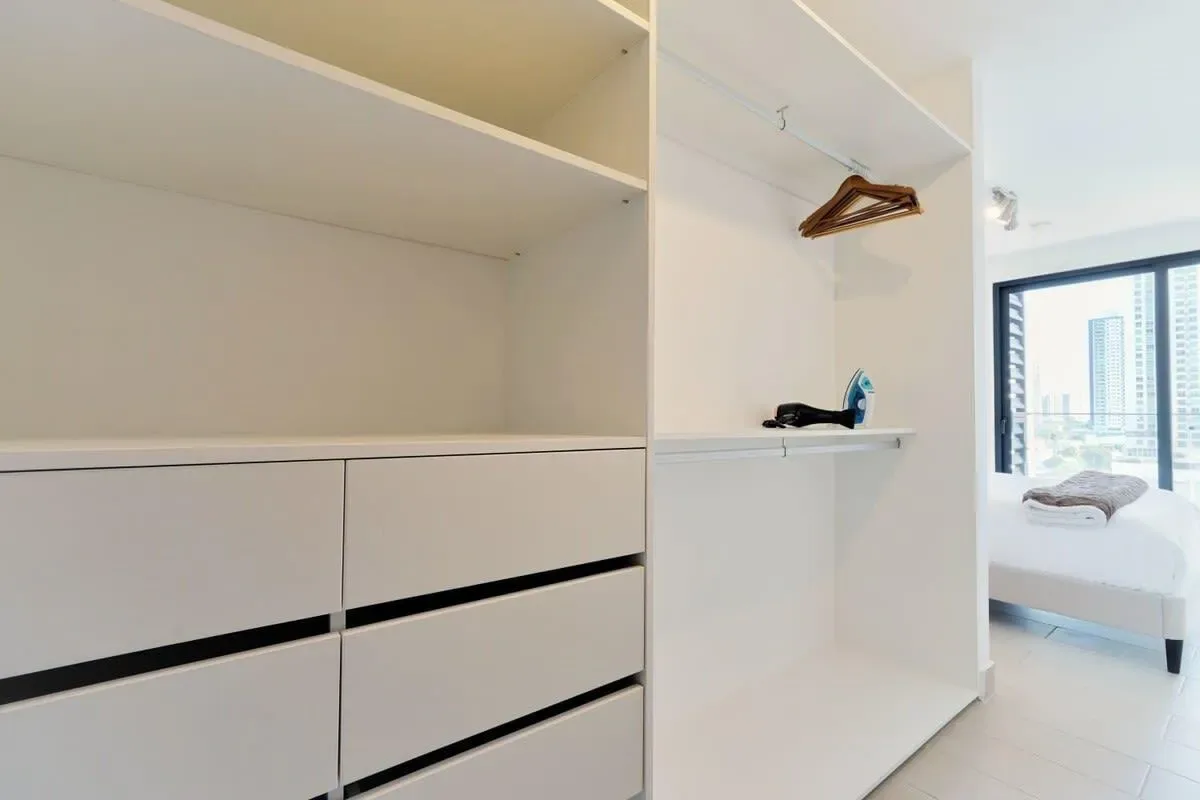 High-end 1BR in San Francisco w/ Balcony
