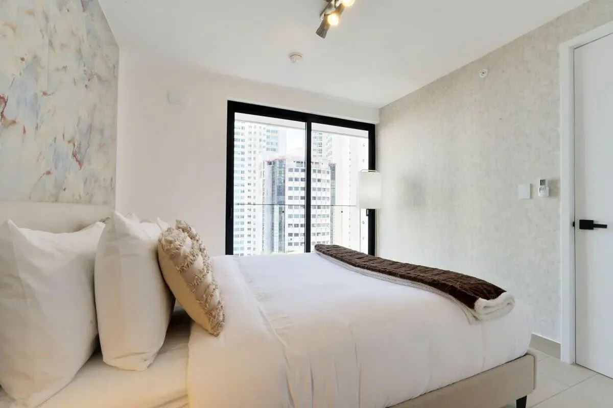 High-end 1BR in San Francisco w/ Balcony