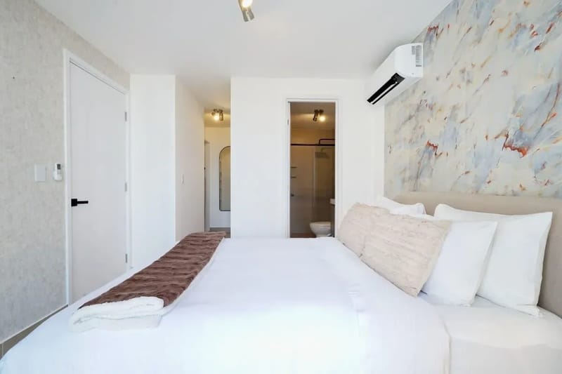 High-end 1BR in San Francisco w/ Balcony