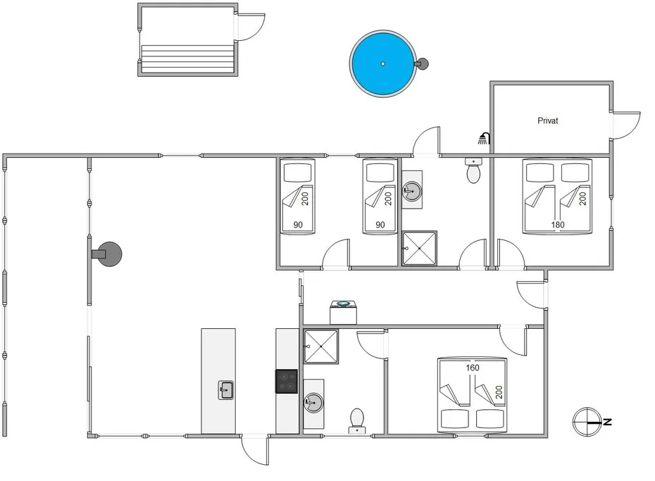 Un plano muestra varias habitaciones, camas, baños y una pequeña piscina circular.