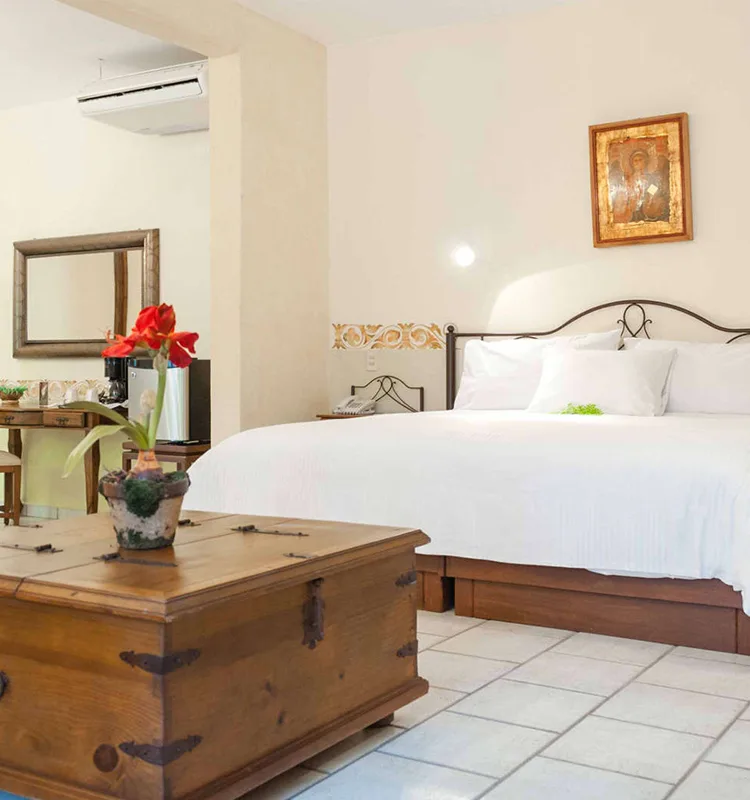 María Luisa Master Suite