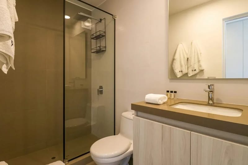 Dreamy 2BR with Balcony in Miraflores