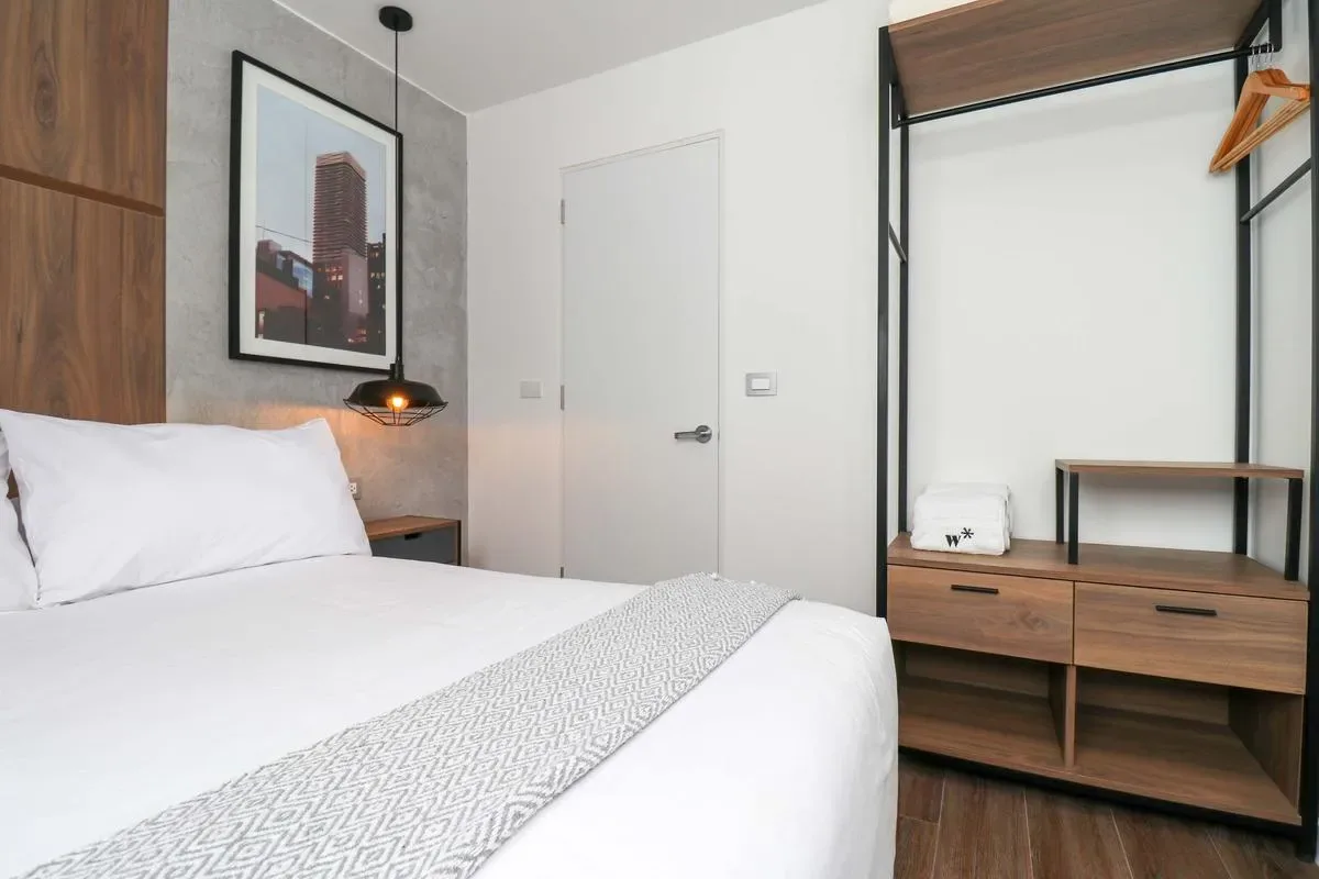 Dreamy 2BR with Balcony in Miraflores
