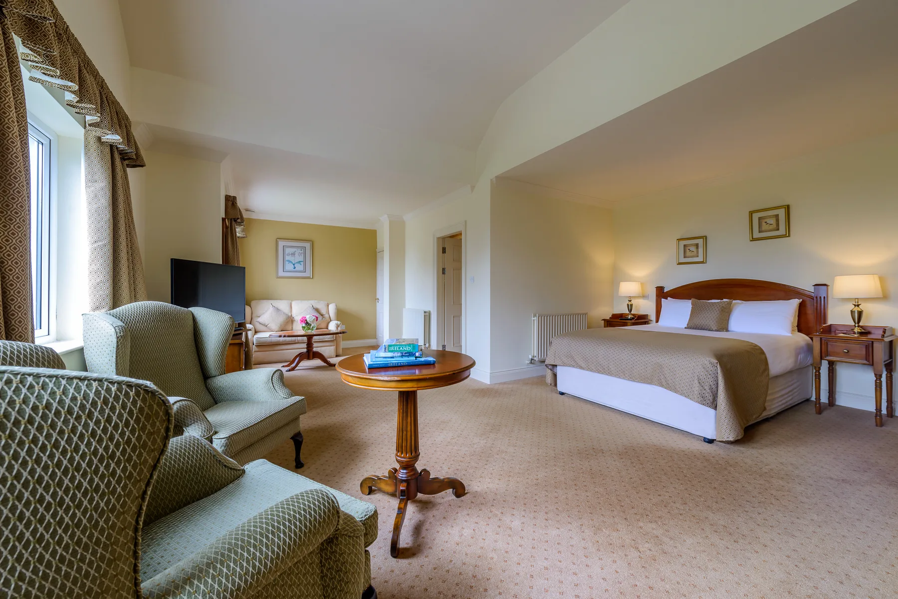 Loch Lein Country House accommodation