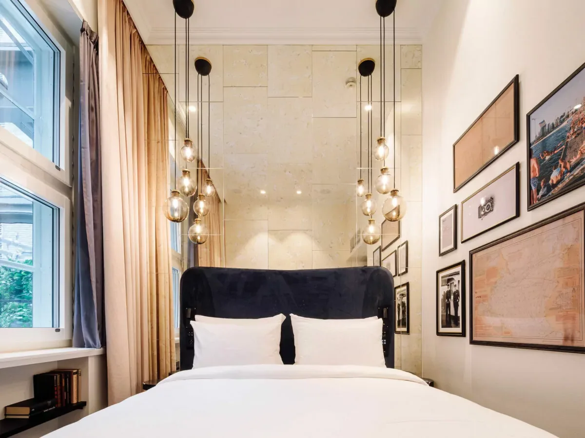 Amerikalinjen hotel room