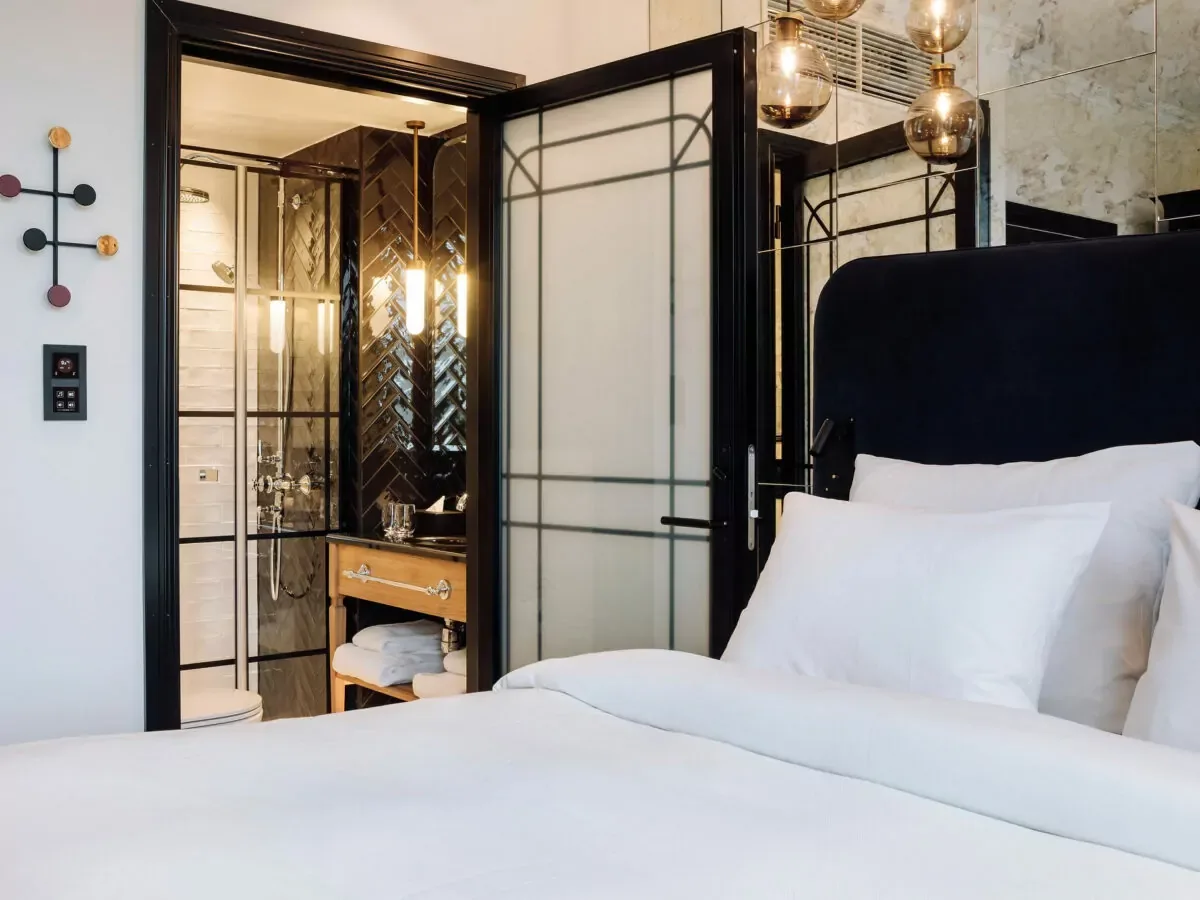 Amerikalinjen hotel room