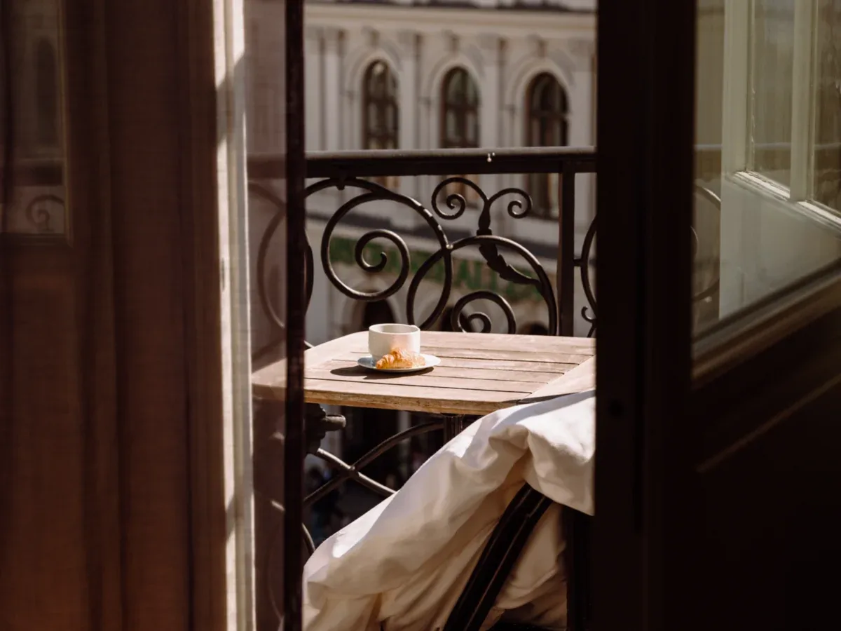 Hotel package image