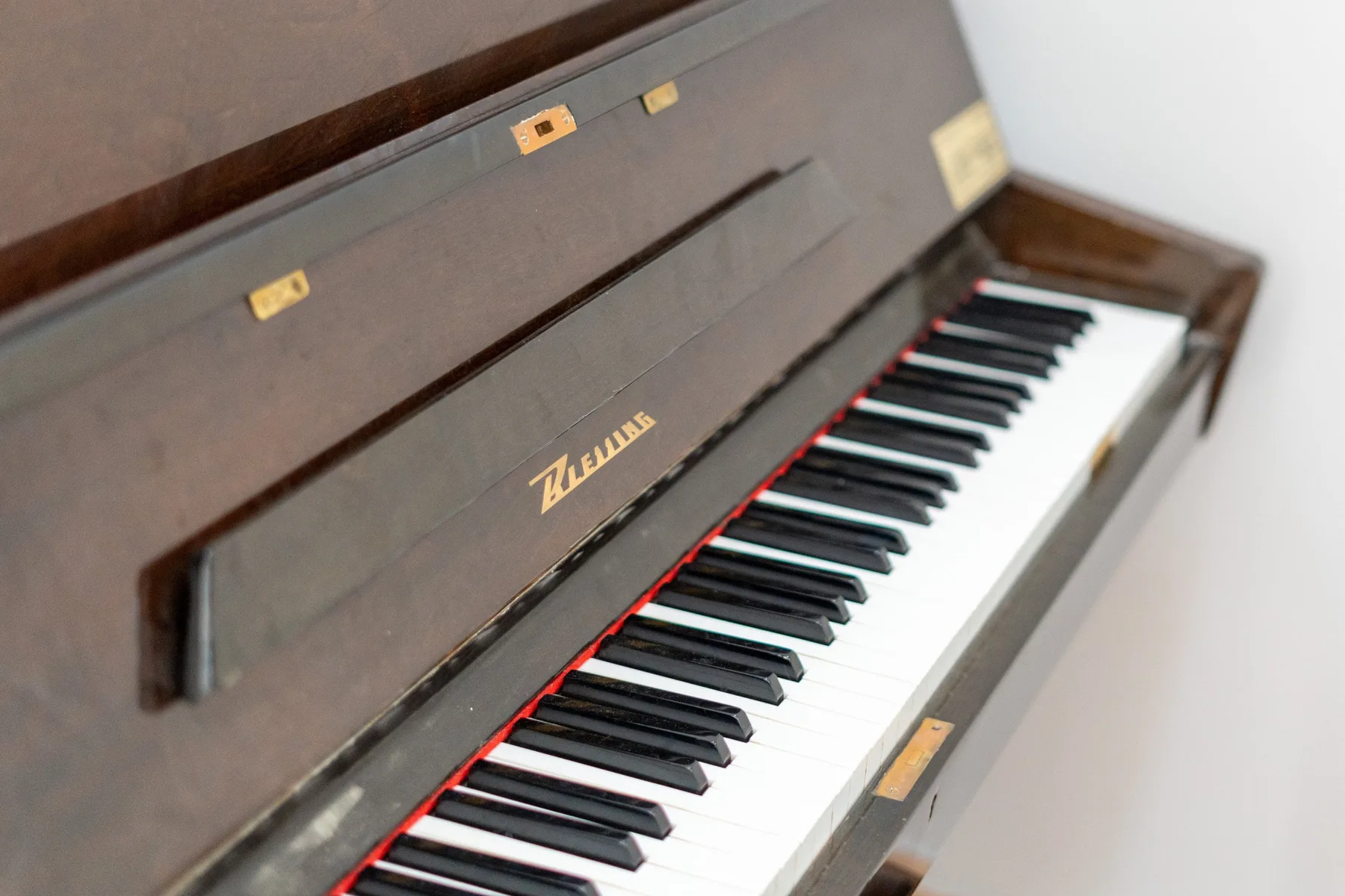 A piano keyboard with black and white keys.