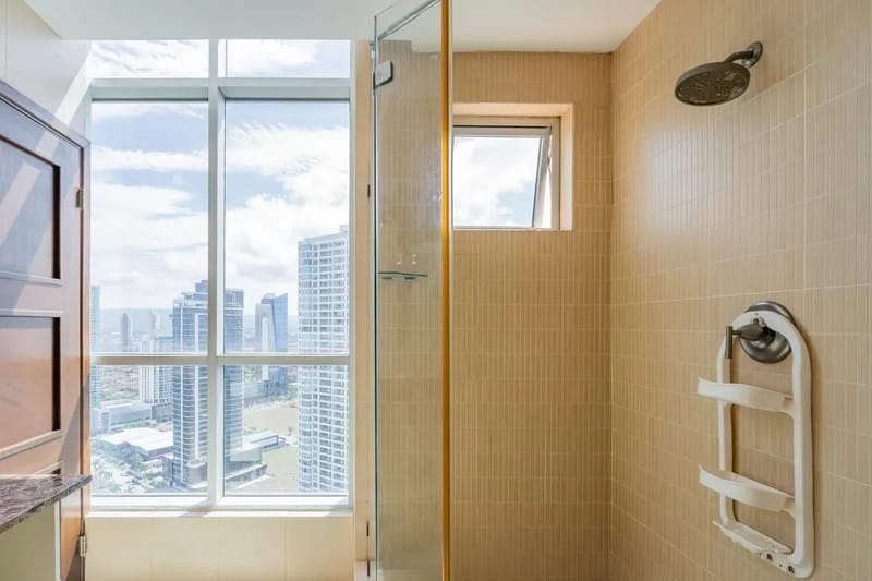 Upscale 2BR in Costa del Este w/ Balcony