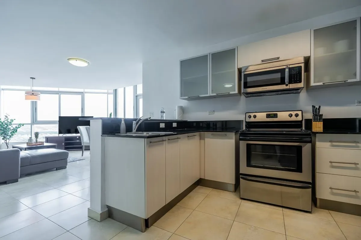 Upscale 2BR in Costa del Este w/ Balcony