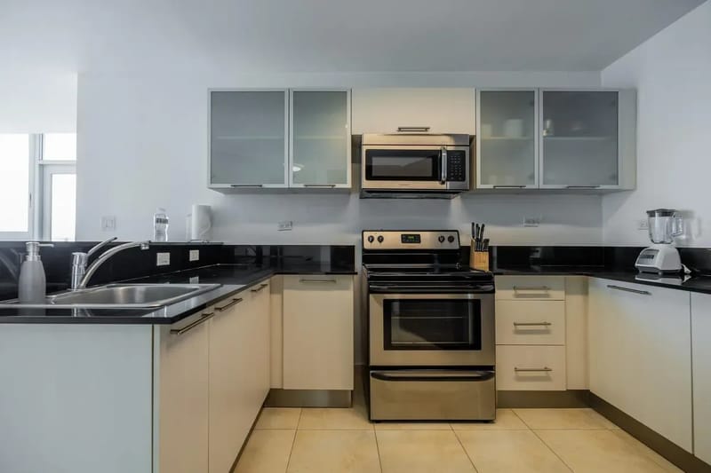 Upscale 2BR in Costa del Este w/ Balcony