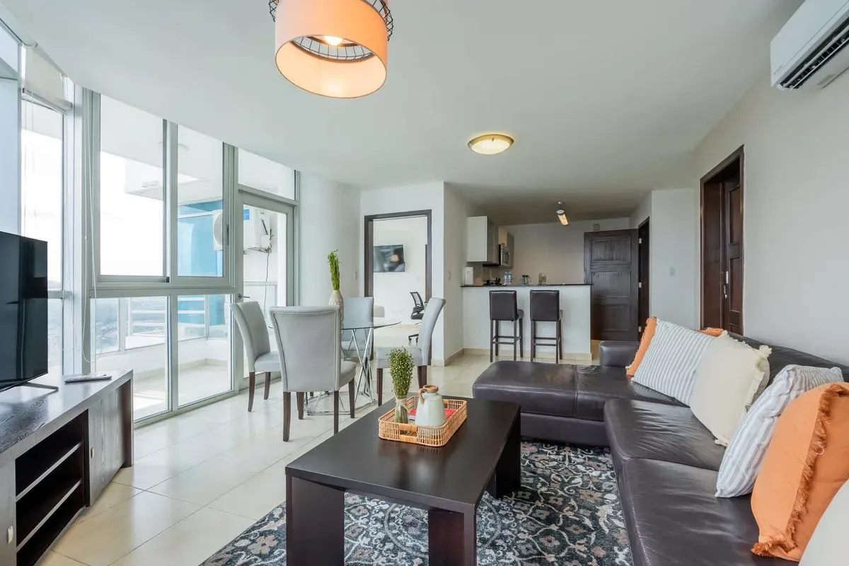 Upscale 2BR in Costa del Este w/ Balcony