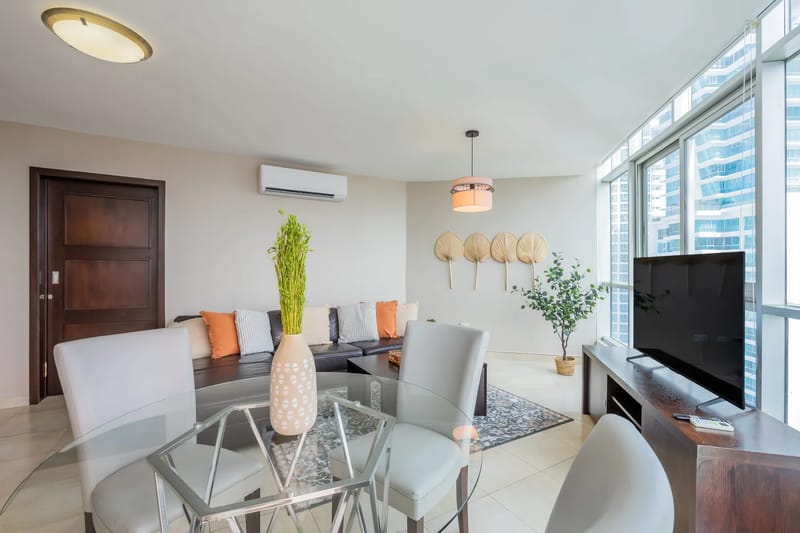 Upscale 2BR in Costa del Este w/ Balcony