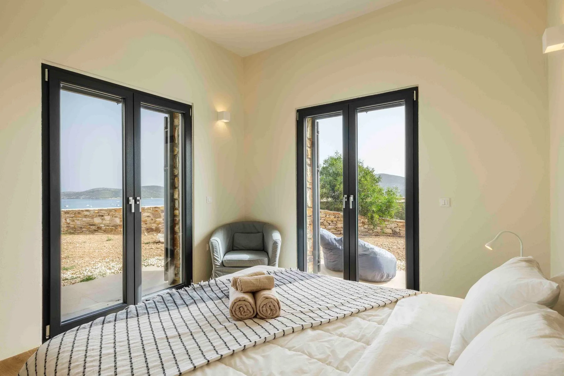 Antiparos luxury villa Pnoe in Saint George - 42