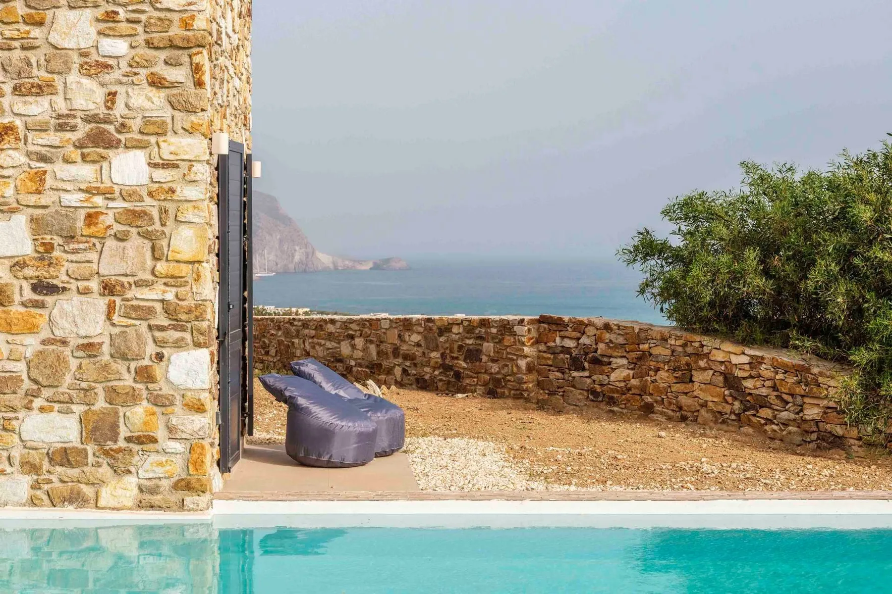 Antiparos luxury villa Pnoe in Saint George - 12