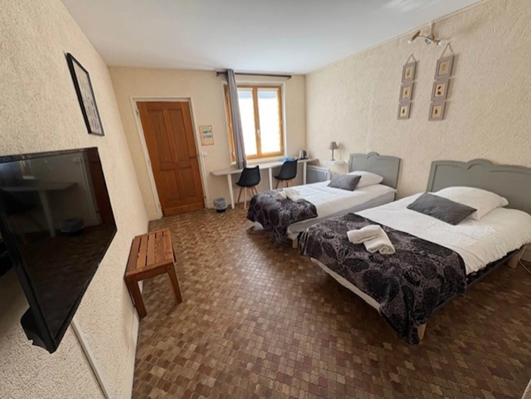 Room 15