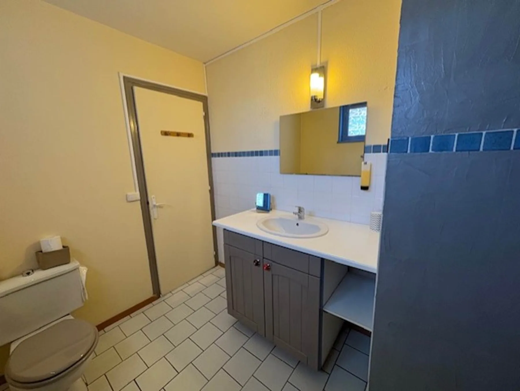 Room 15