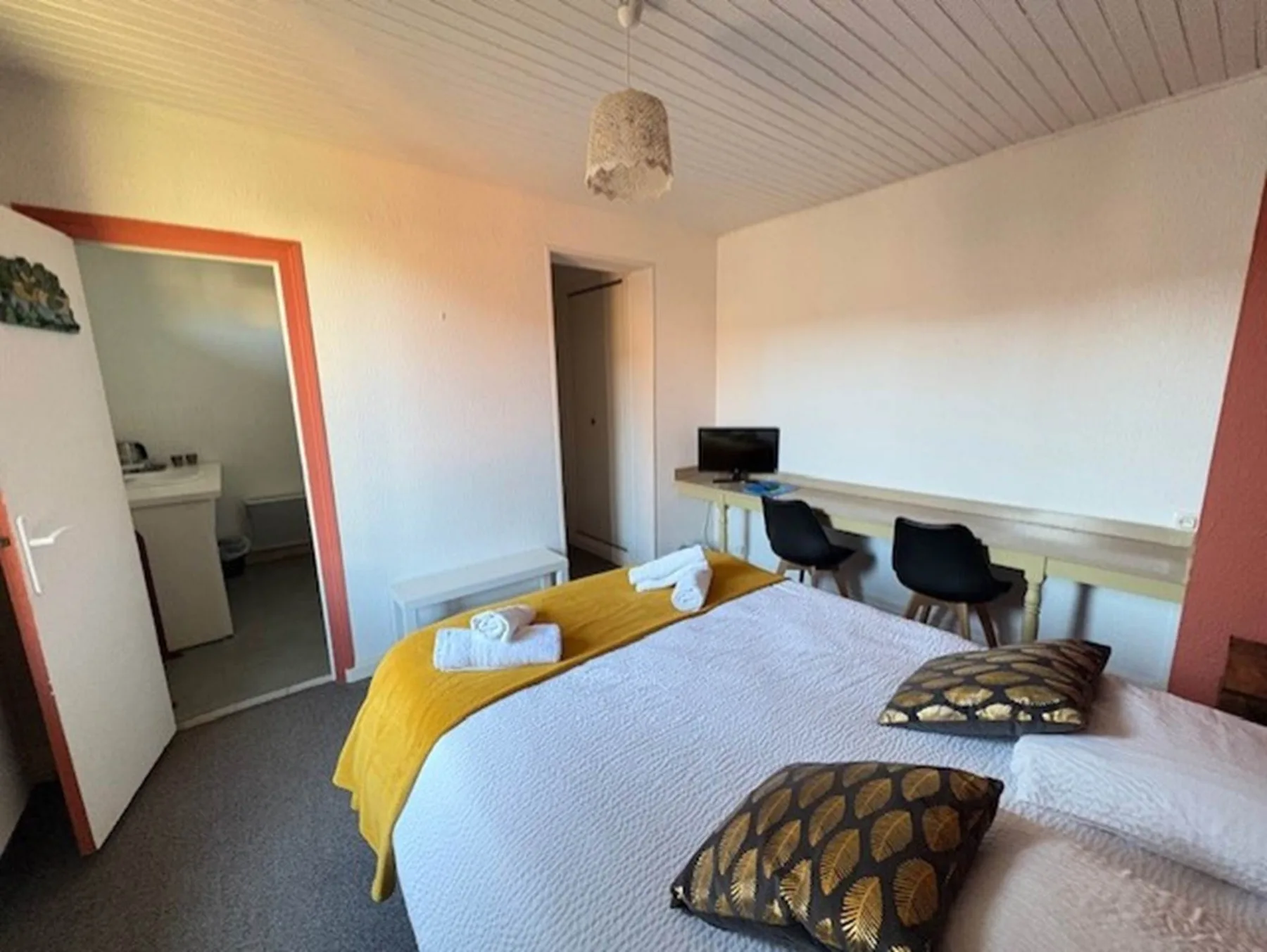 Room 14