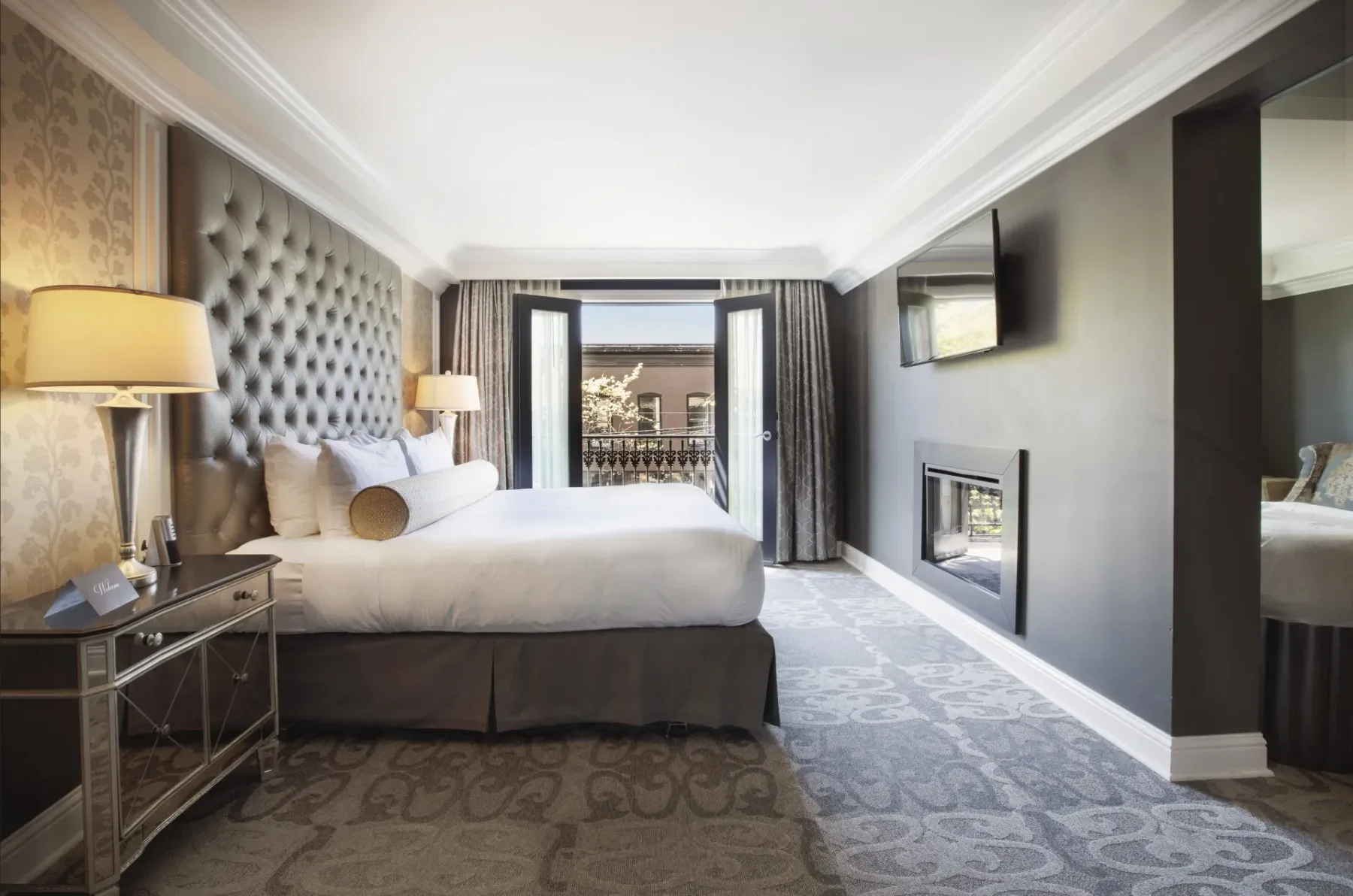 Hotel Ballard