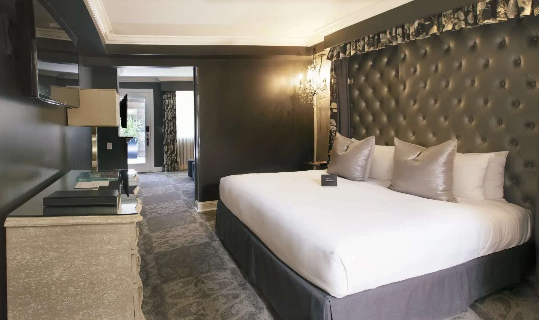 Hotel Ballard