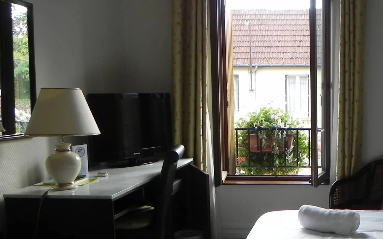 Twin Comfort room