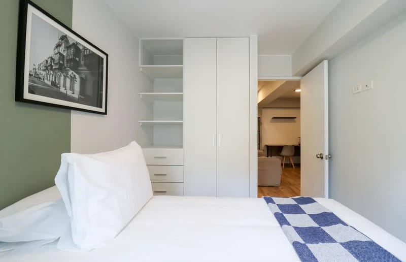 Spacious 3BR w/ Terrace in Prime Miraflores