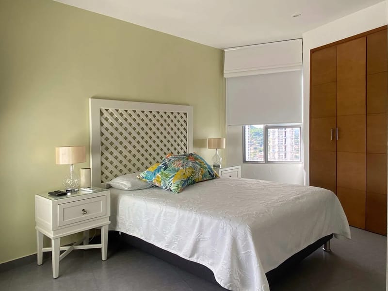 Amazing 3BR w/ Ocean View in Marbella