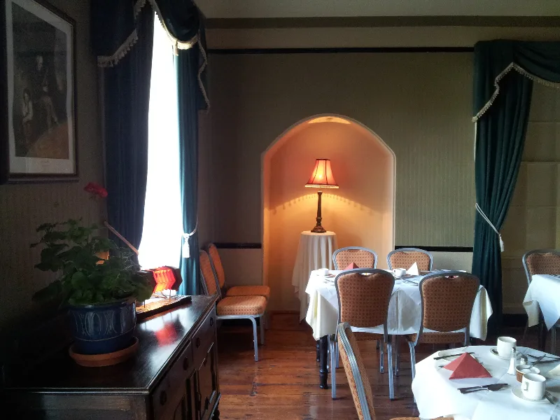 Breakfast room