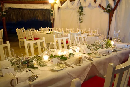 Hotel Atlantis wedding table