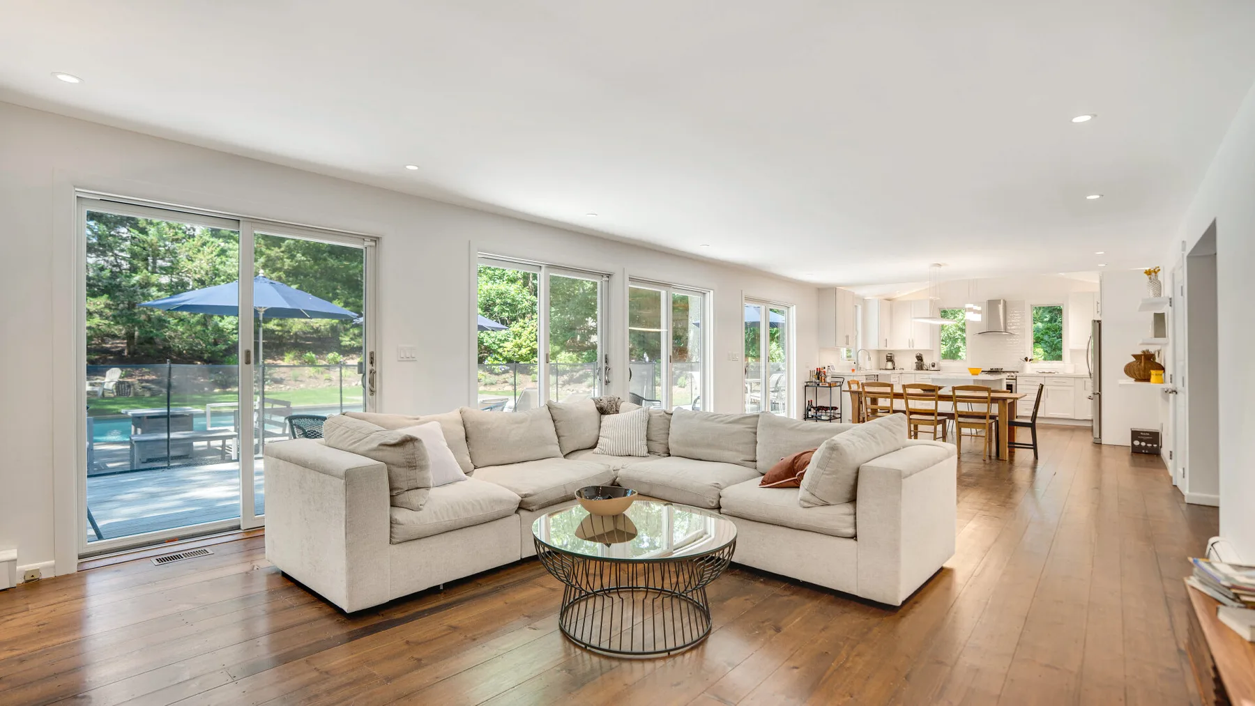 East Hampton Poolside Escape