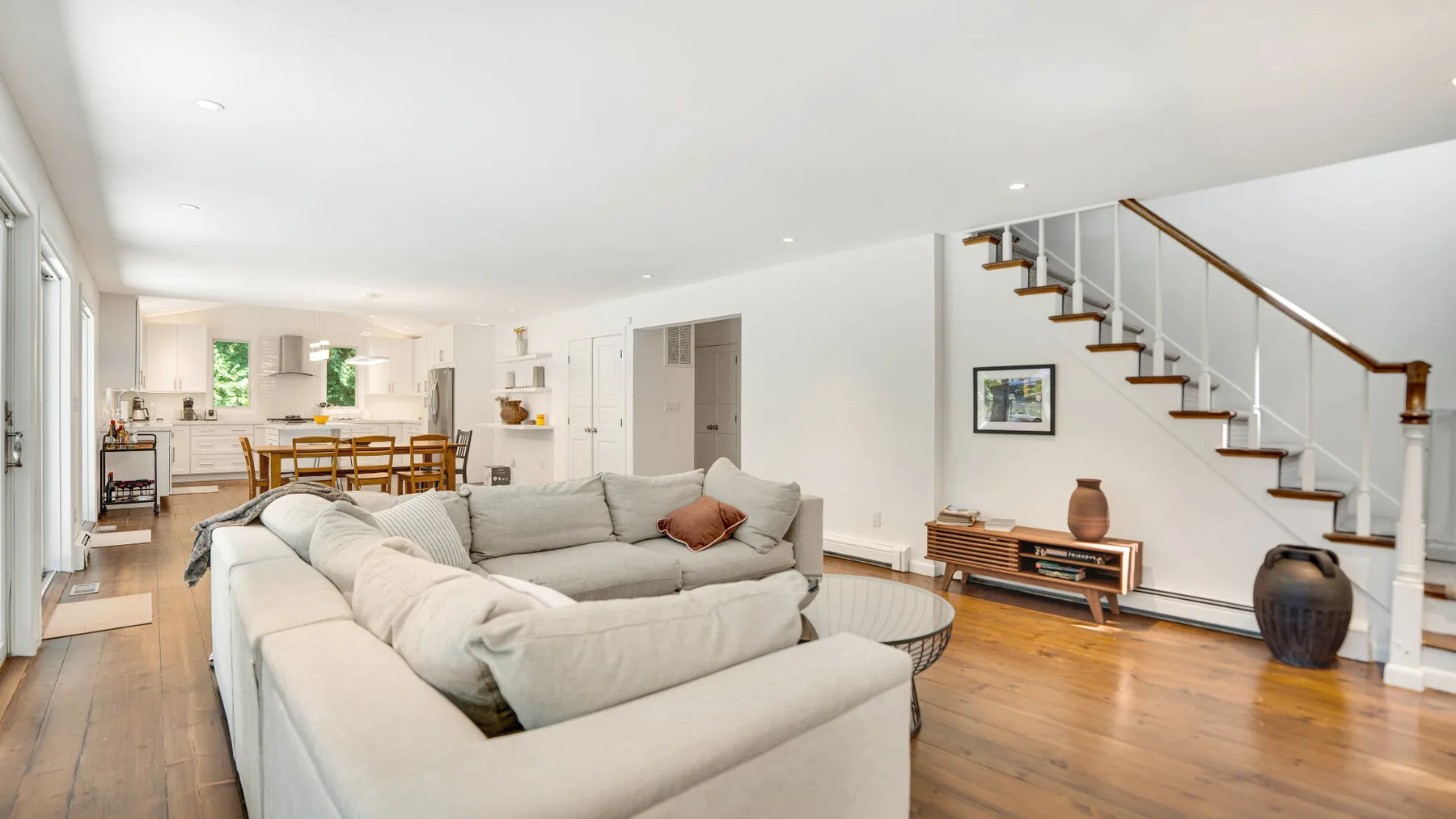 East Hampton Poolside Escape
