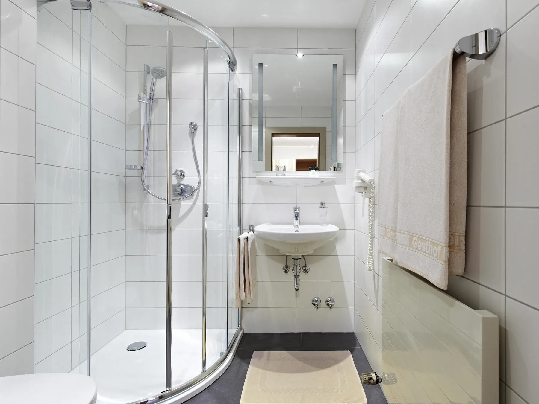 Bathroom in a GENUSS room