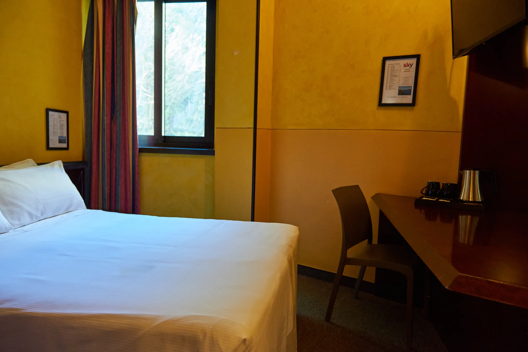 Economy standard single room