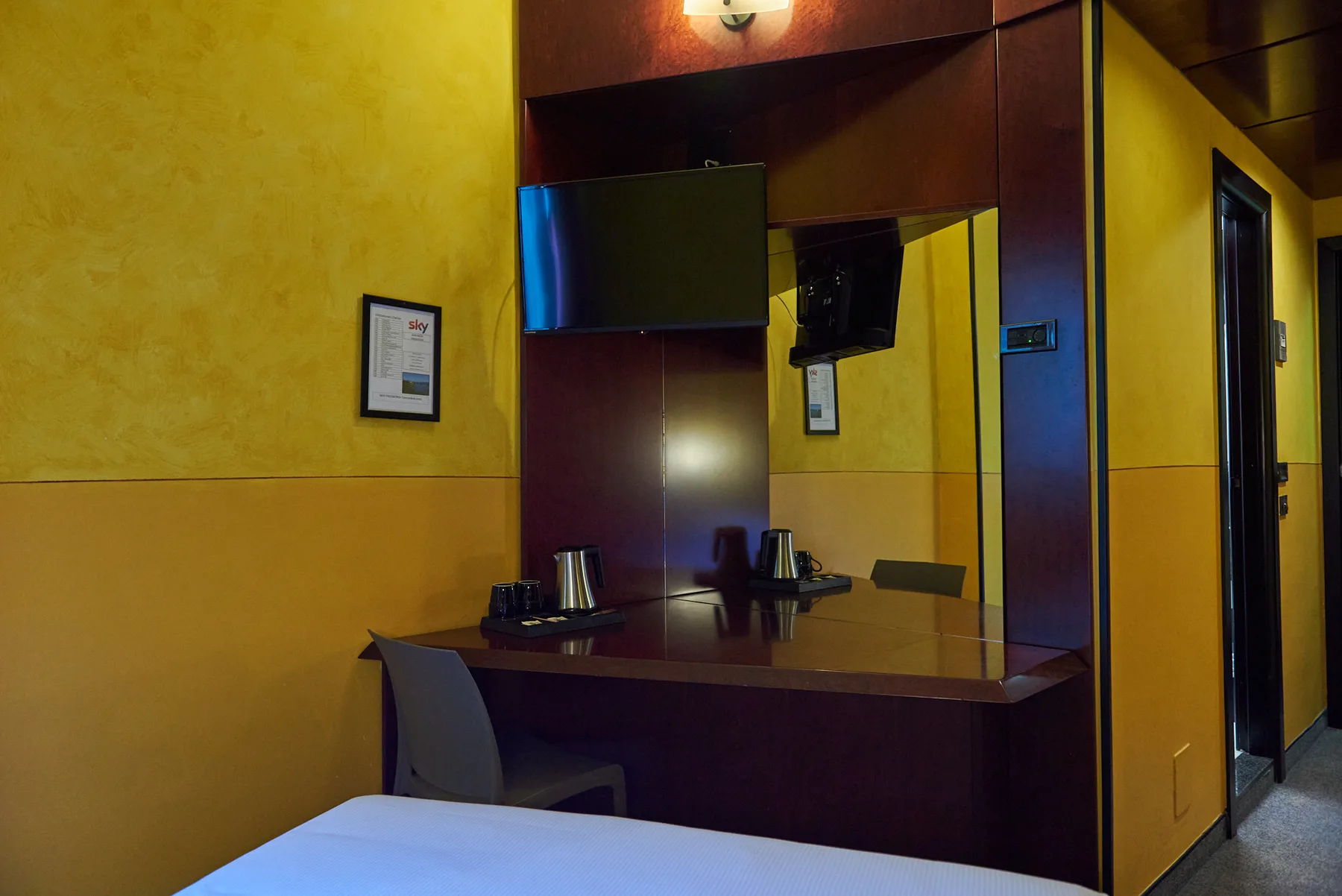 Economy standard single room