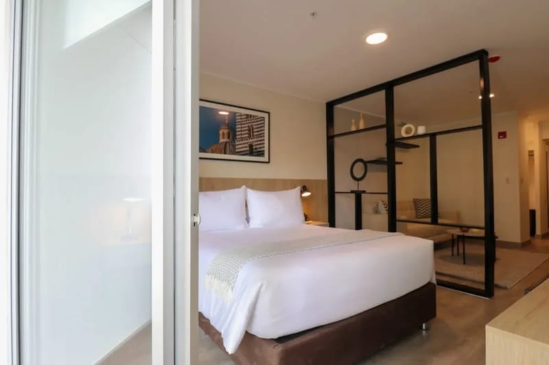 Exclusive 1BR w/ Balcony & View in Barranco