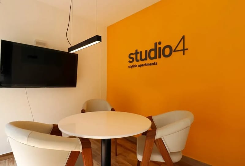 Exclusive 1BR w/ Balcony & View in Barranco
