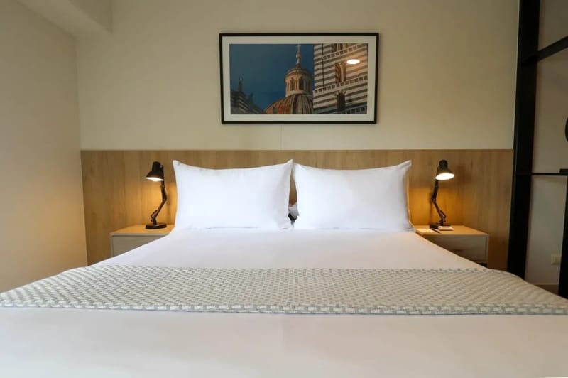 Exclusive 1BR w/ Balcony & View in Barranco