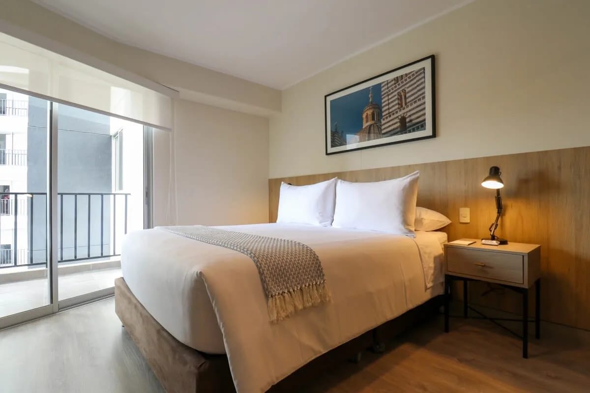 Exclusive 1BR w/ Balcony & View in Barranco