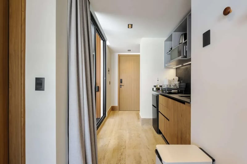 Airy Loft w/Balcony in Parque Mexico
