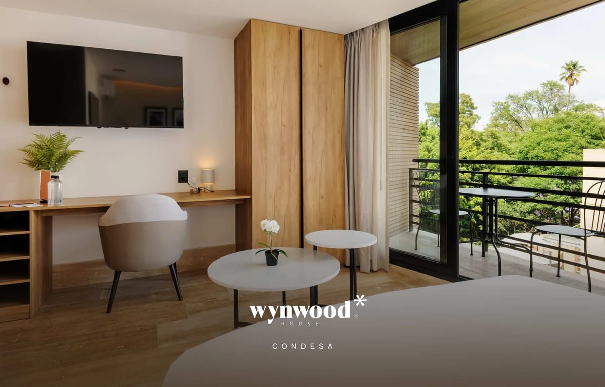 Airy Loft w/Balcony in Parque Mexico