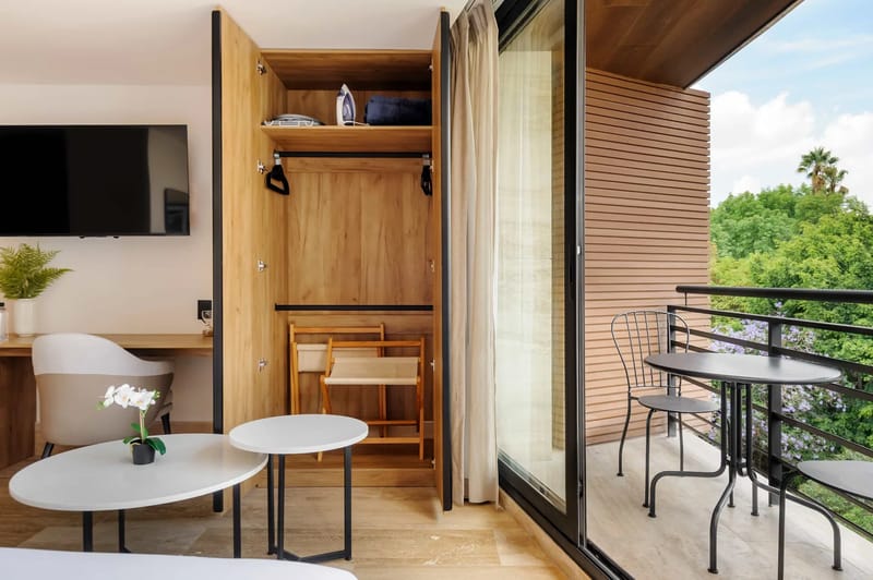 Airy Loft w/Balcony in Parque Mexico