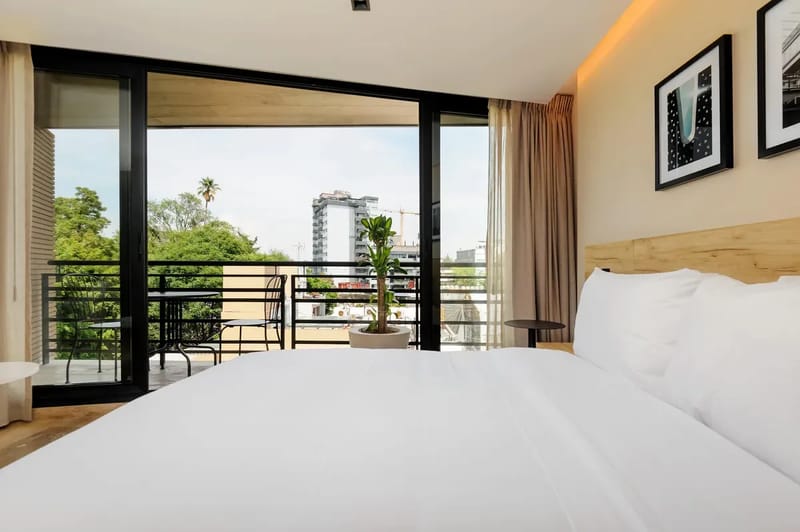 Airy Loft w/Balcony in Parque Mexico