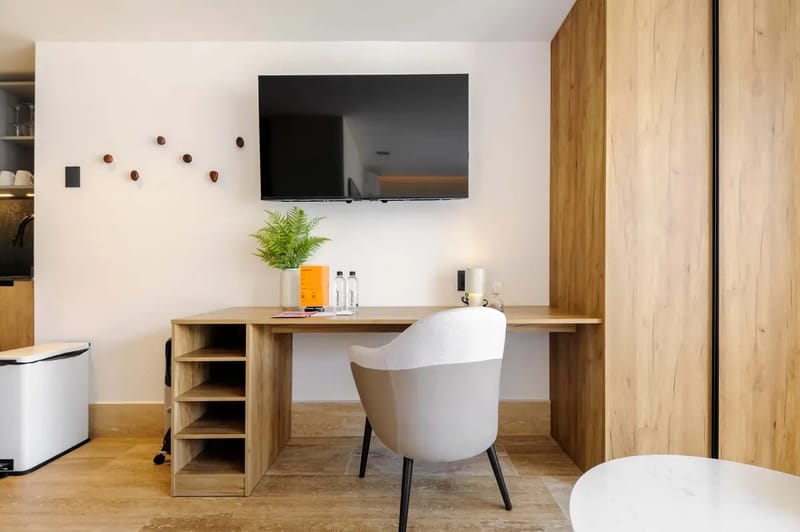Airy Loft w/Balcony in Parque Mexico